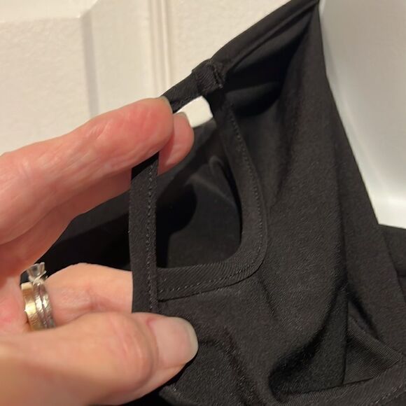 Frank Lyman Black Cowl Neck Top Size 6 NWT - Picture 3 of 11